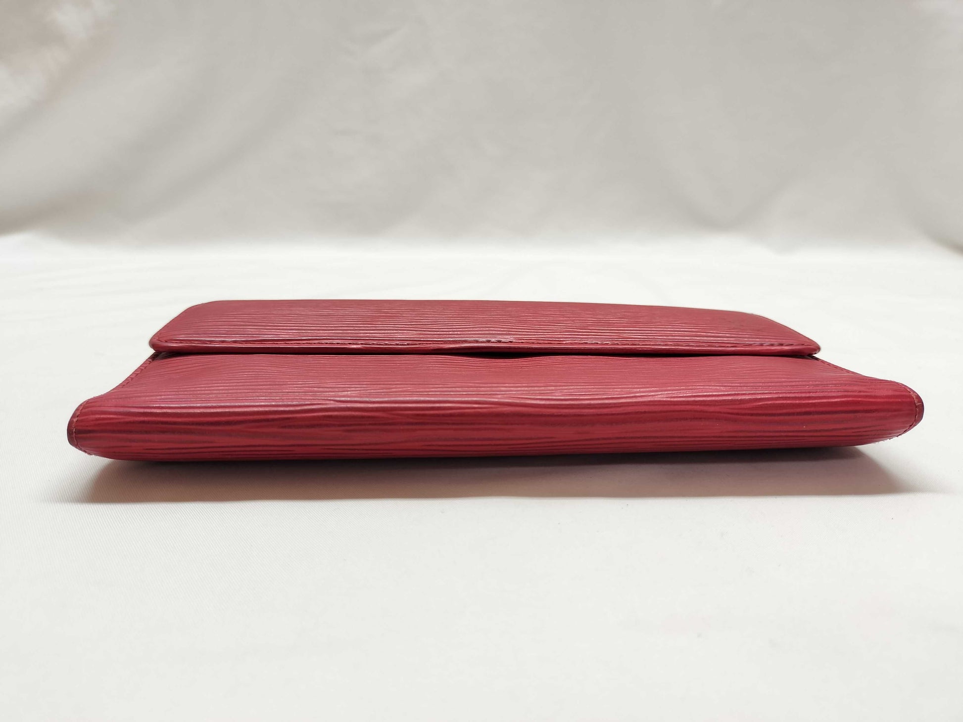 LOUIS VUITTON Epi Porte Tresor International Wallet M63387