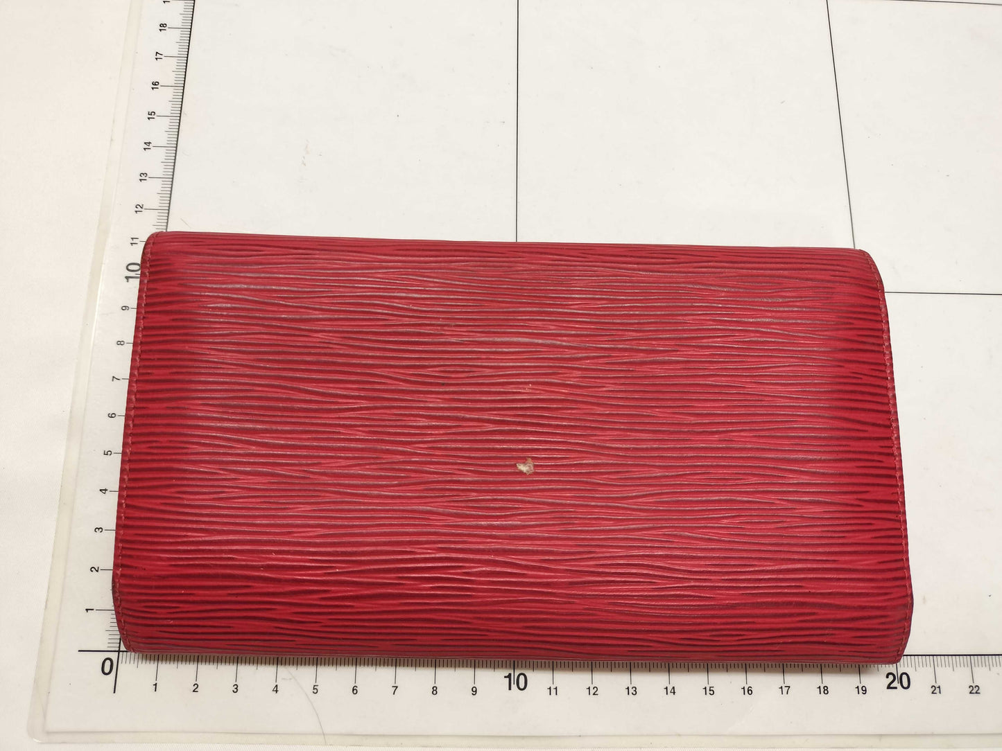 LOUIS VUITTON Epi Porte Tresor International Wallet M63387