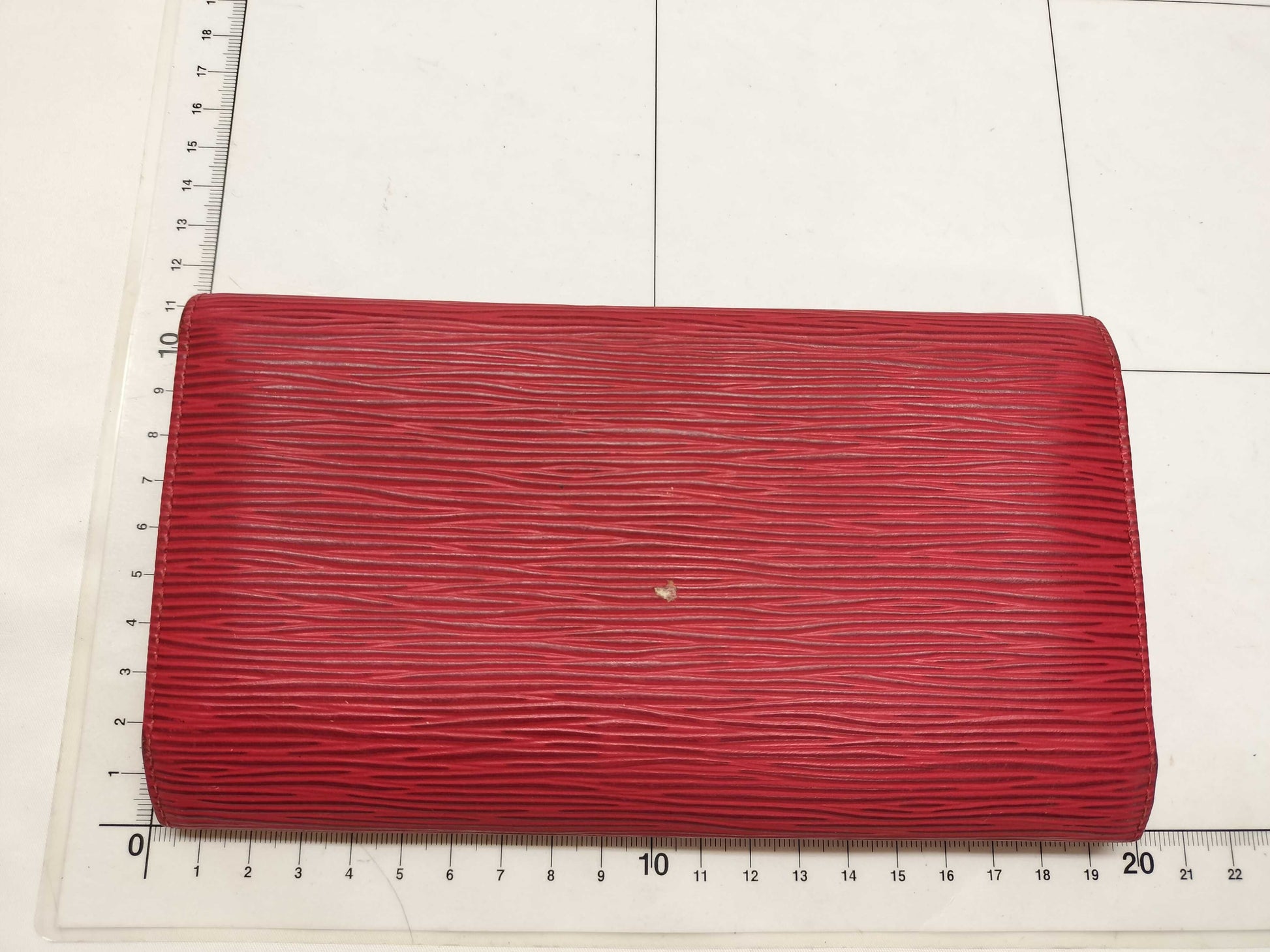 LOUIS VUITTON Epi Porte Tresor International Wallet M63387