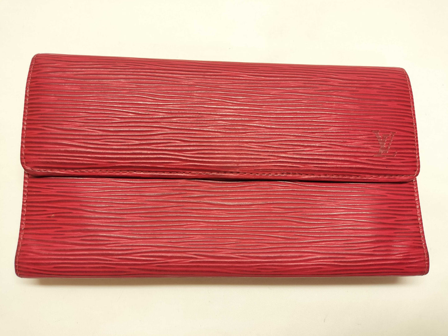 LOUIS VUITTON Epi Porte Tresor International Wallet M63387