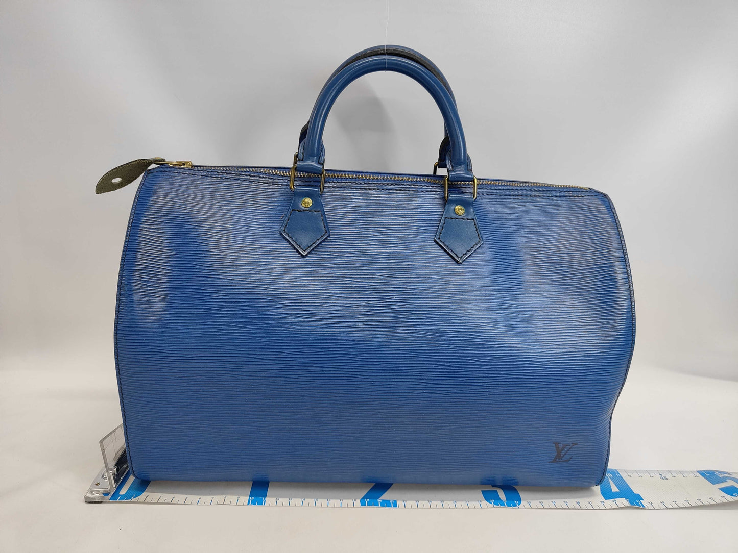 LOUIS VUITTON Epi Speedy 35 Boston Bag