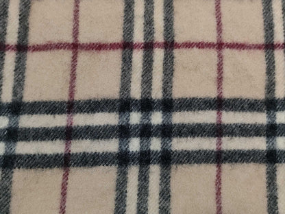 BURBERRY London Nova 100% Lambswool Scarf