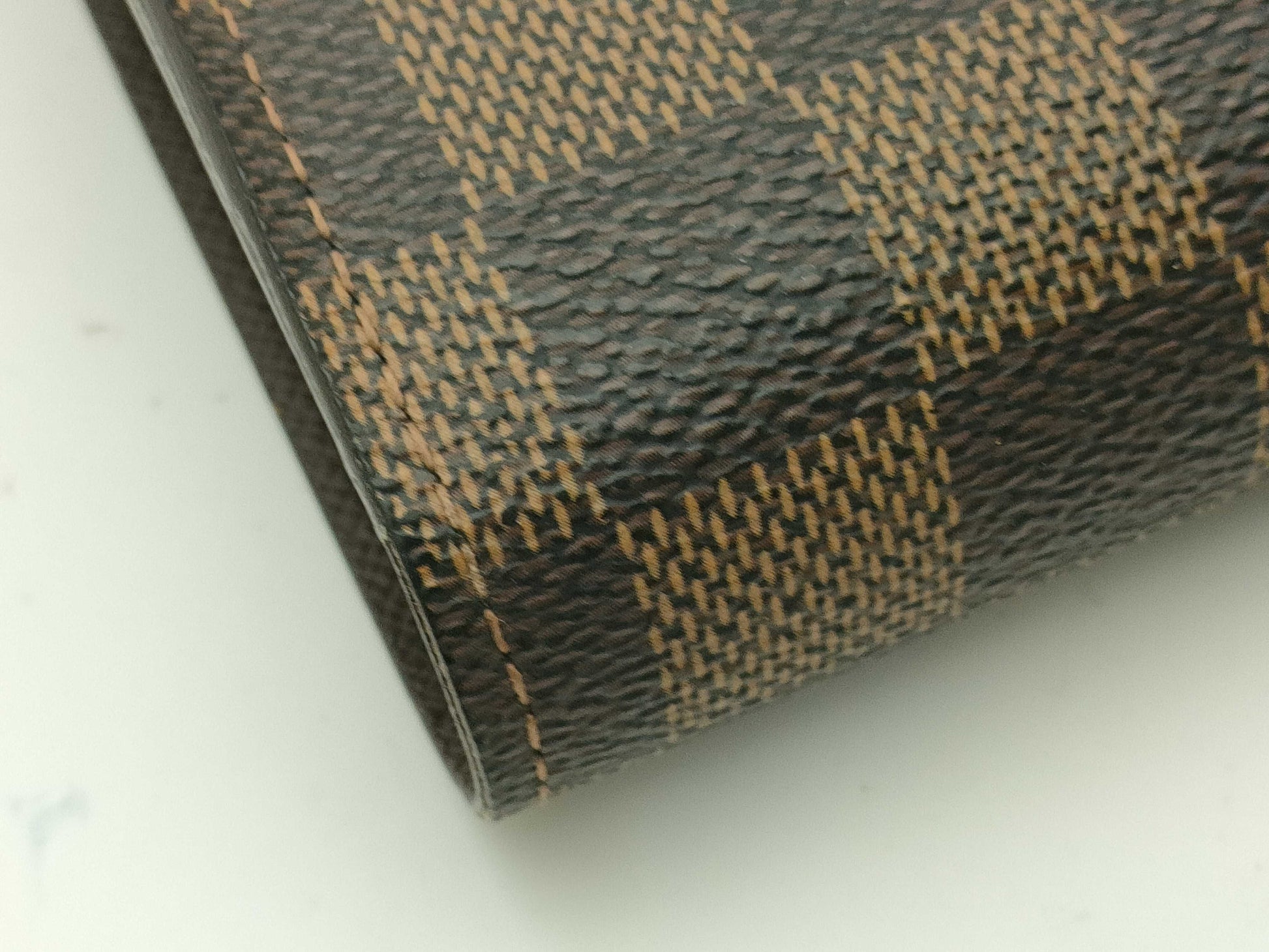 LOUIS VUITTON Damier Portefeuille Alexandra Wallet