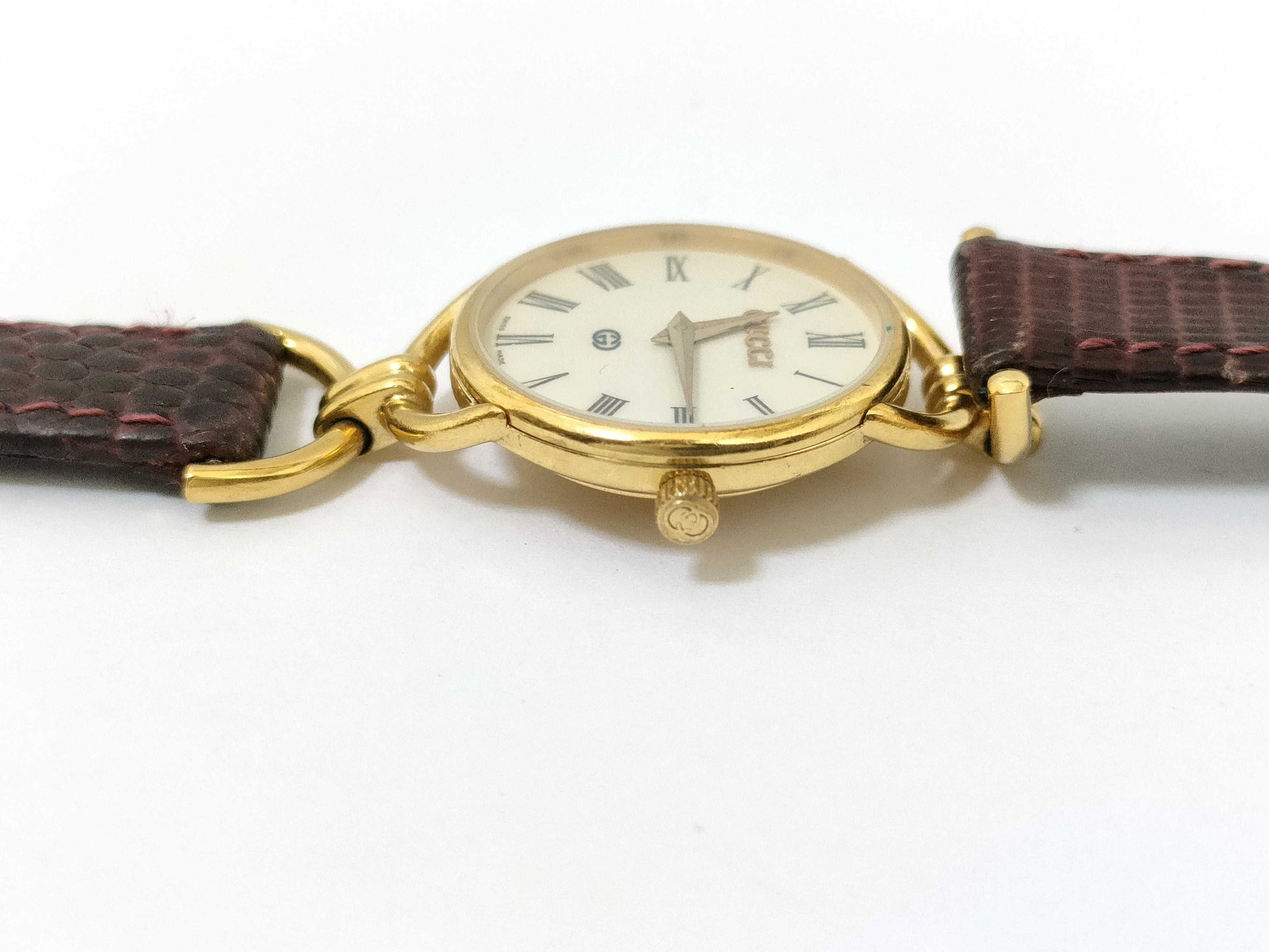 GUCCI 6000L Women's Watch with Box