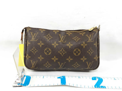 LOUIS VUITTON Monogram M40712 Pochette Accessoires Pouch