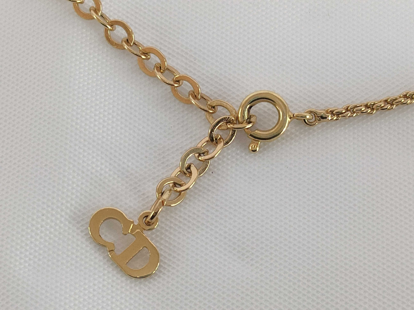 Dior necklace/earring set necklace