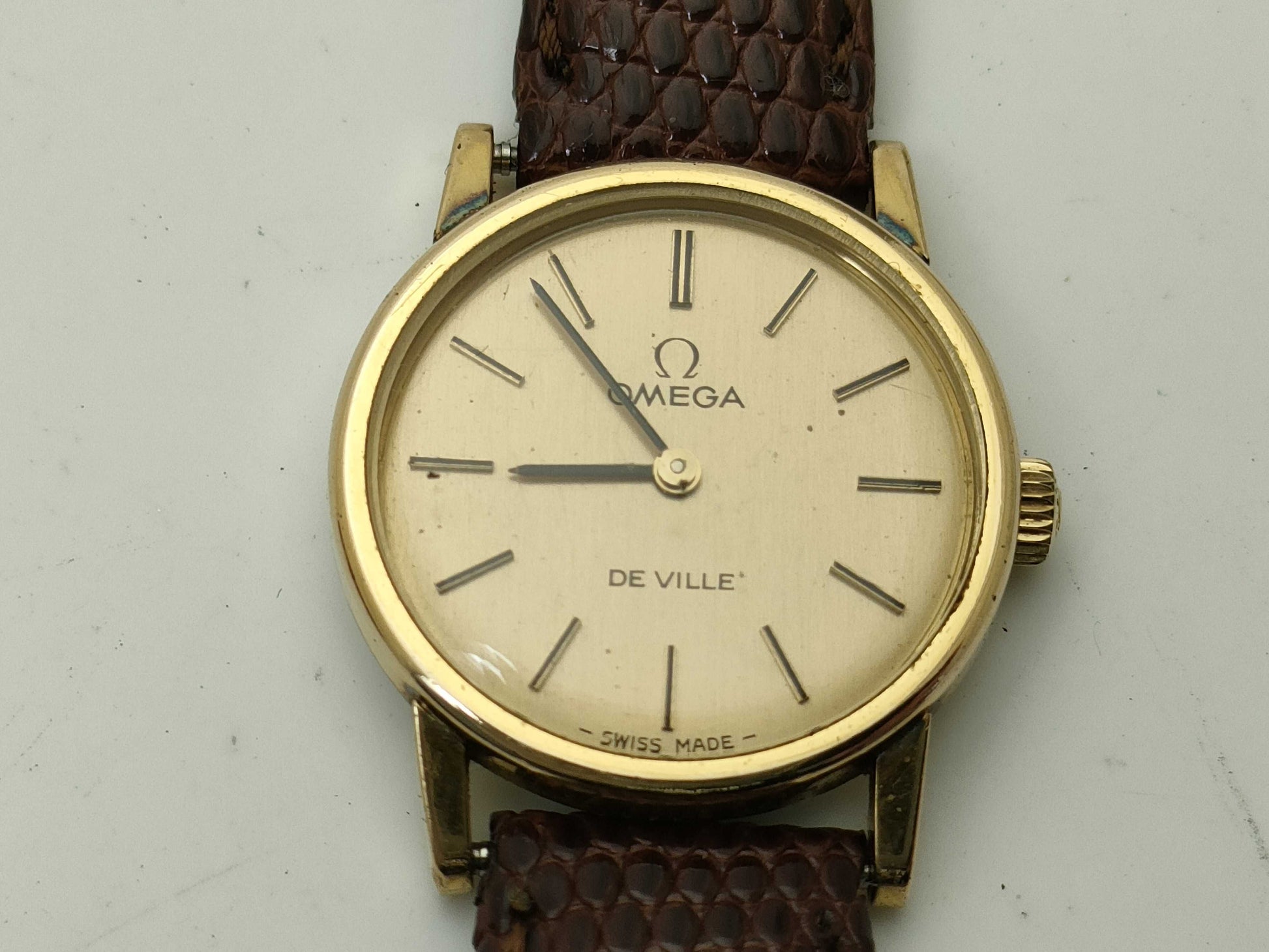 OMEGA De Ville Hand-Wound Women's Watch