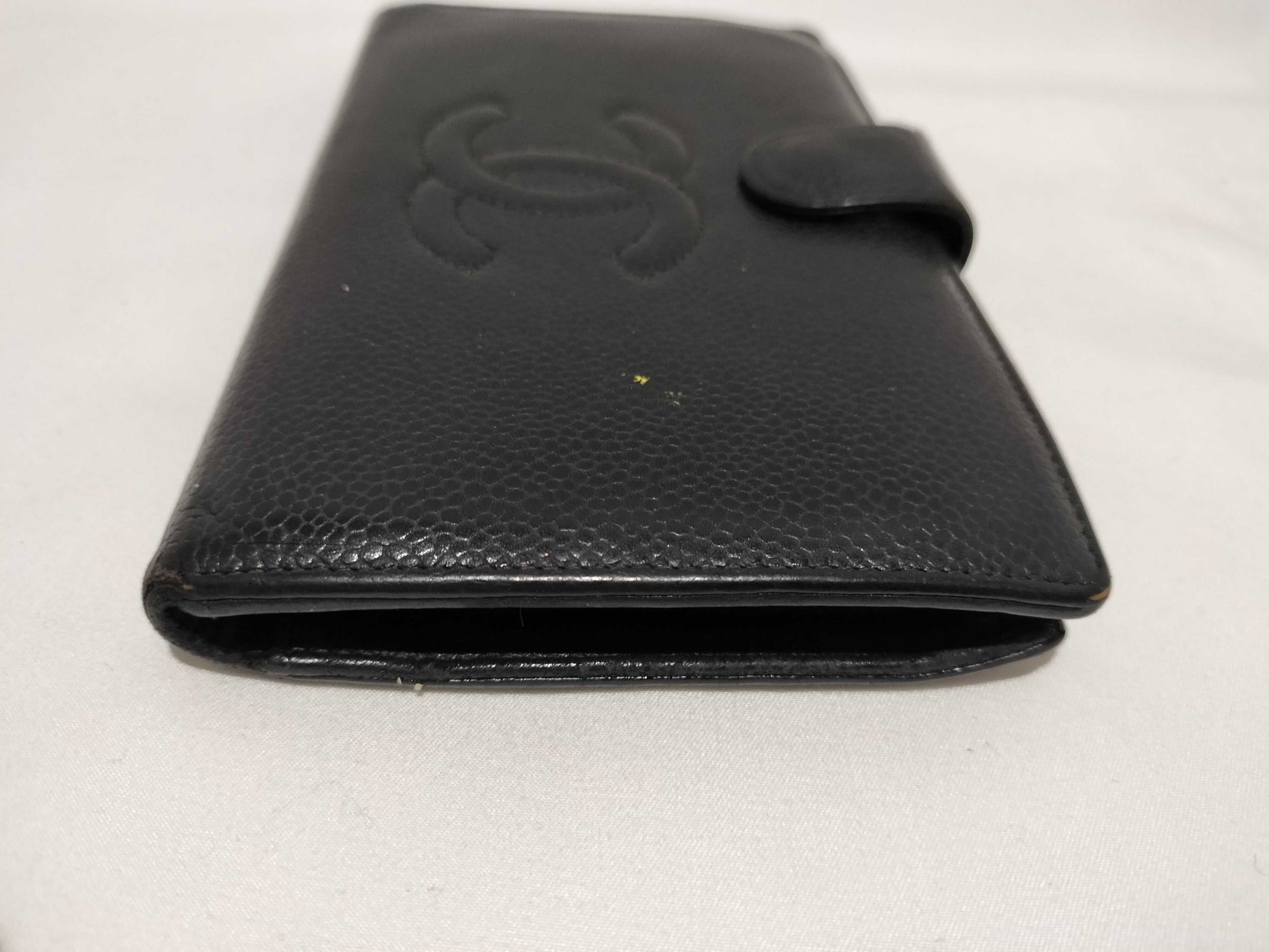 CHANEL Caviar Skin Bifold Long Wallet with Bill Compartment and Coin Purse