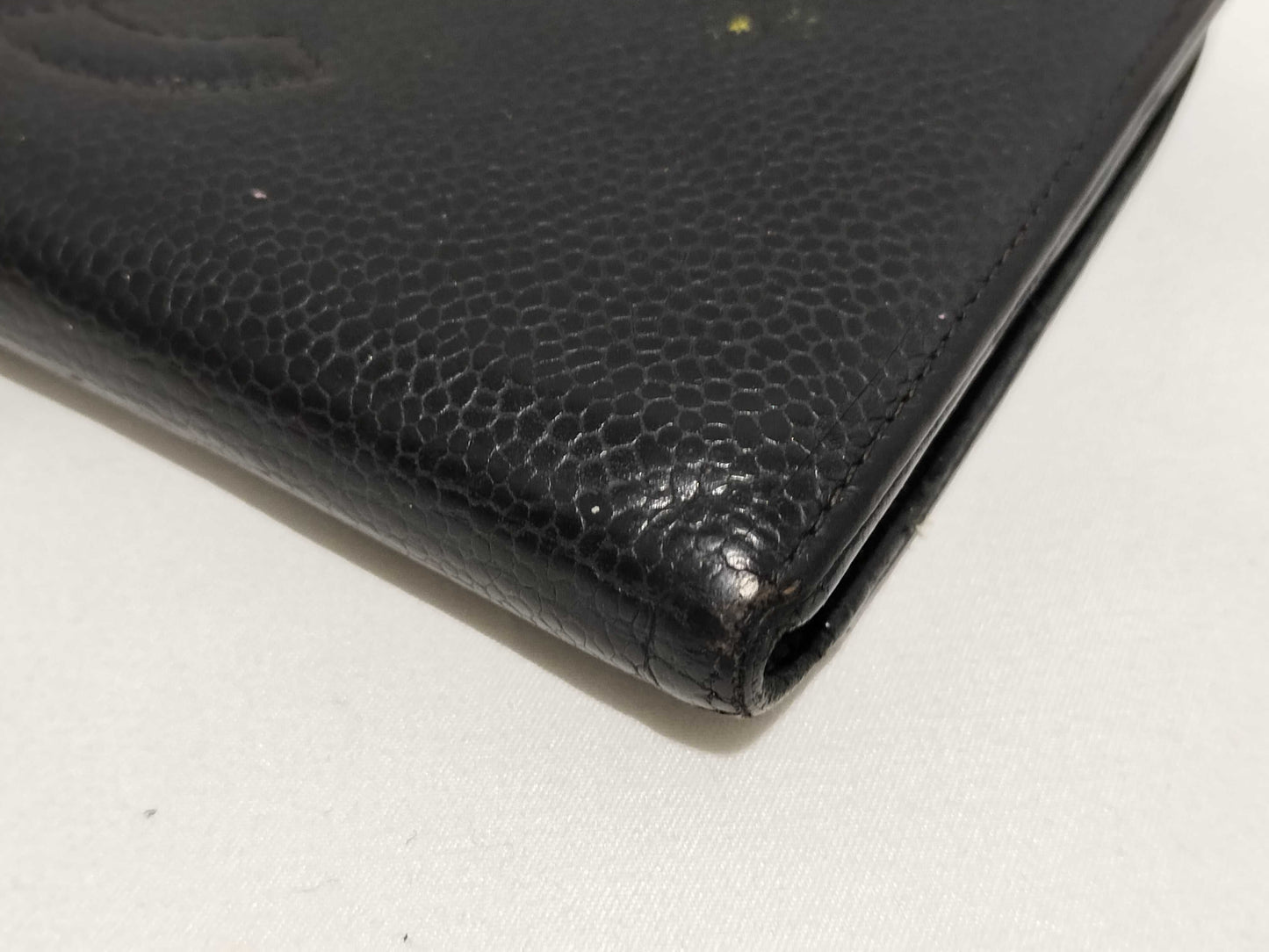 CHANEL Caviar Skin Bifold Long Wallet with Bill Compartment and Coin Purse