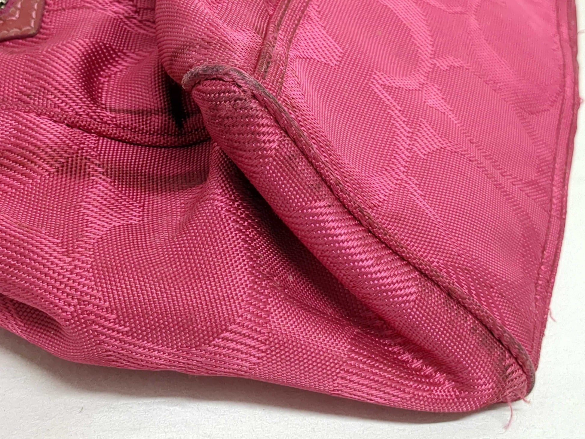 COACH Signature 4-Piece Shoulder Bag