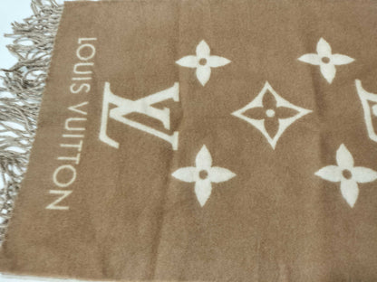 LOUIS VUITTON Monogram Reykjavik Scarf