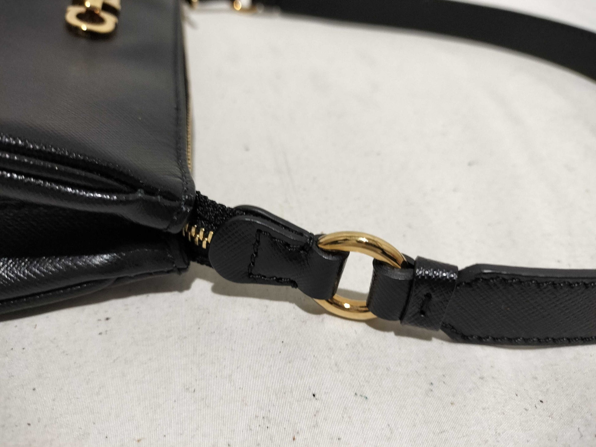 Salvatore Ferragamo Gancini One-Shoulder Black Handbag in Excellent Condition