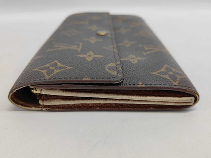 LOUIS VUITTON Monogram Postfeuille Sarah Wallet