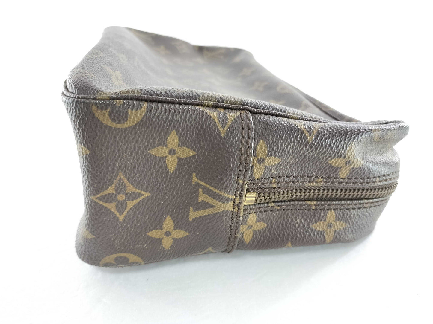 LOUIS VUITTON Monogram True Toilet 28 Second Bag