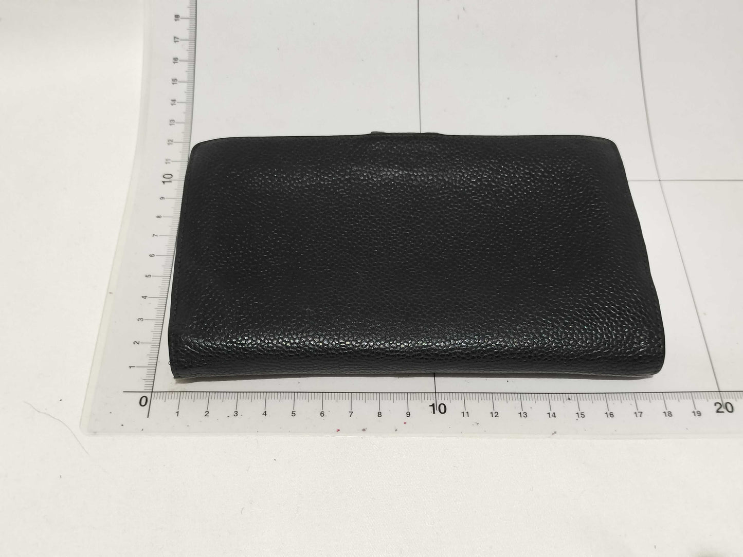 CHANEL Caviar Skin Long Wallet