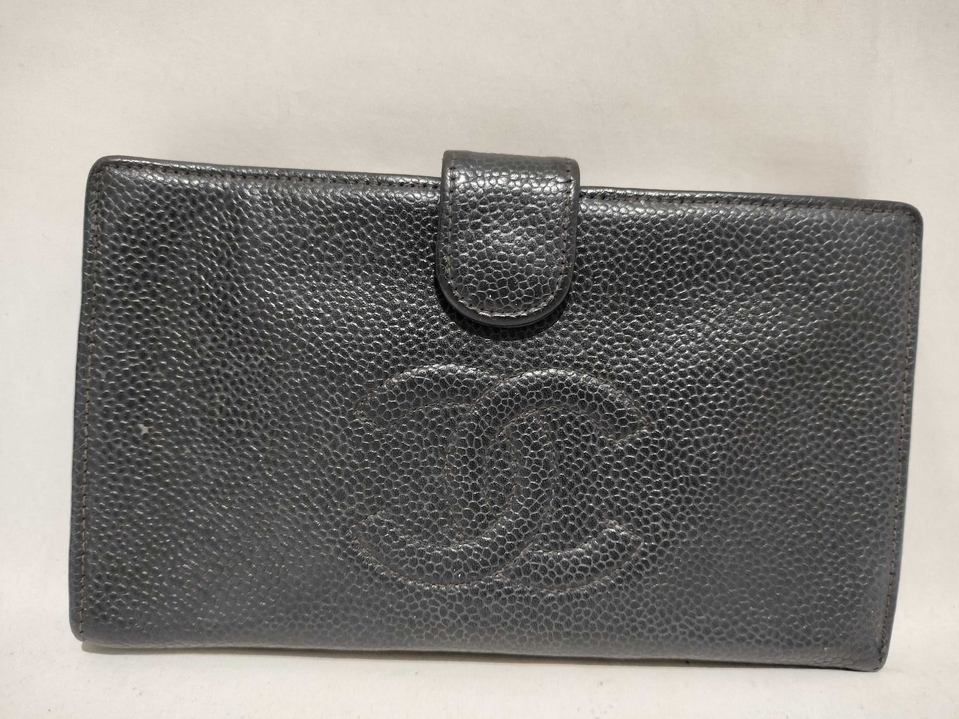 CHANEL Caviar Skin Long Wallet