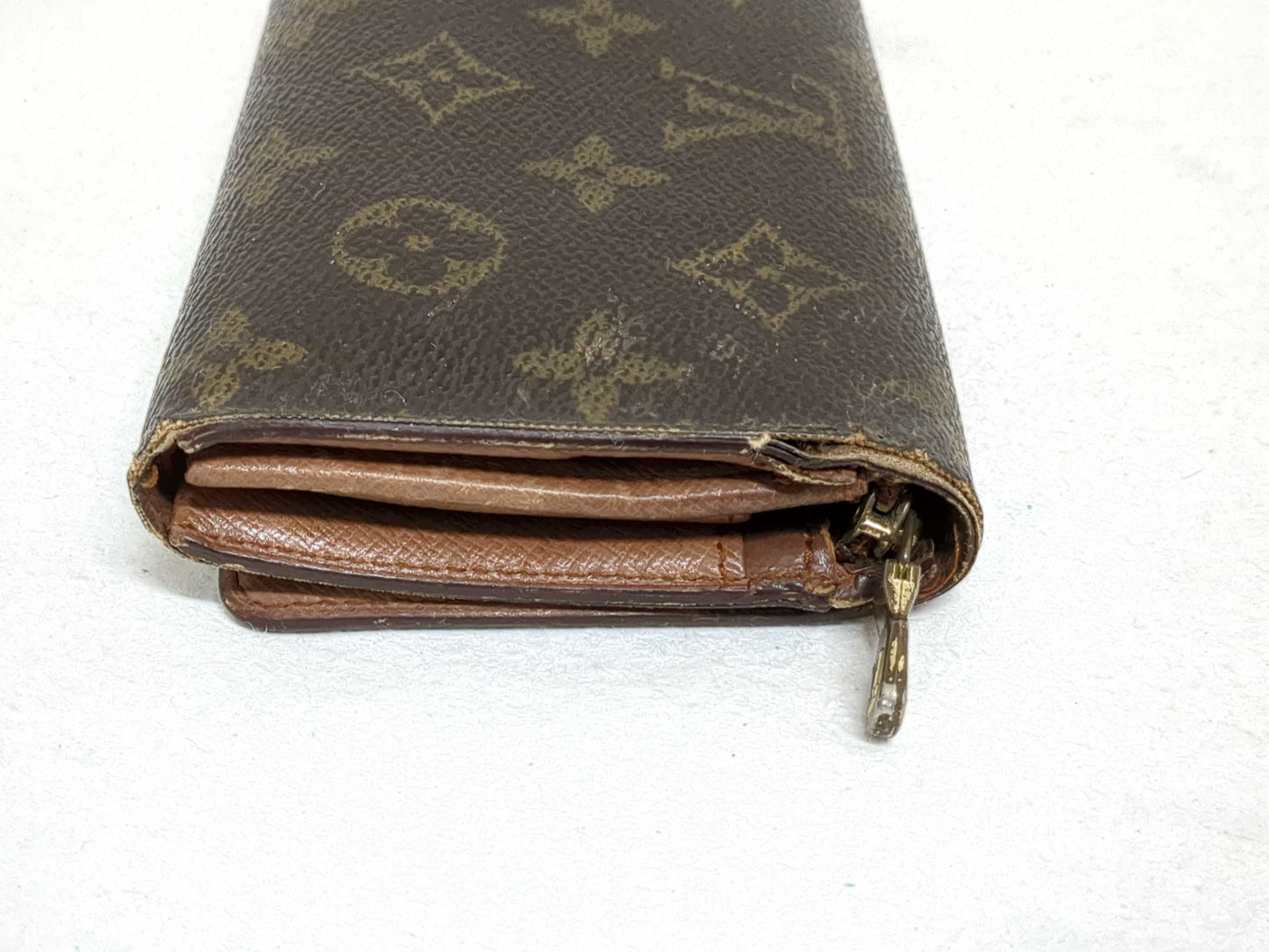 LOUIS VUITTON Monogram Wallet 