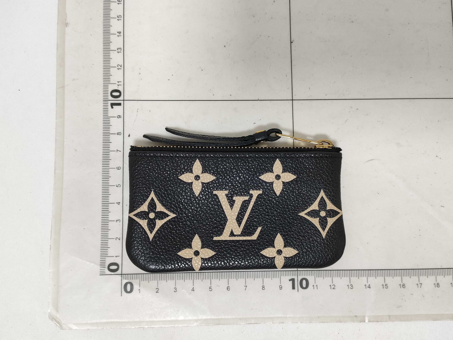 LOUIS VUITTON Empreinte Pochette Cle Coin Case