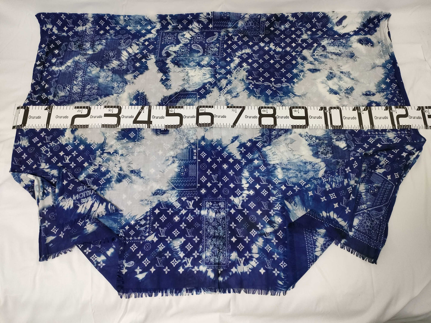 LOUIS VUITTON Monogram Etoile Monogram Bandana MP3346 Scarf