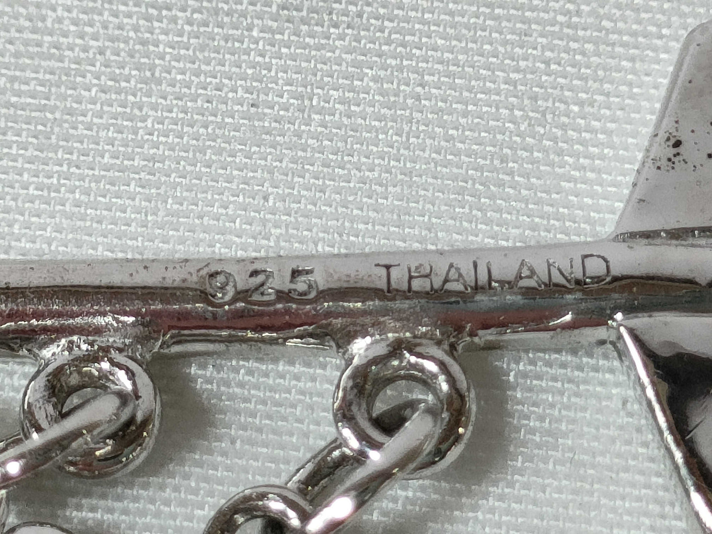 CELINE Macadam Arrow Heart Brooch, SV925, 10.9g