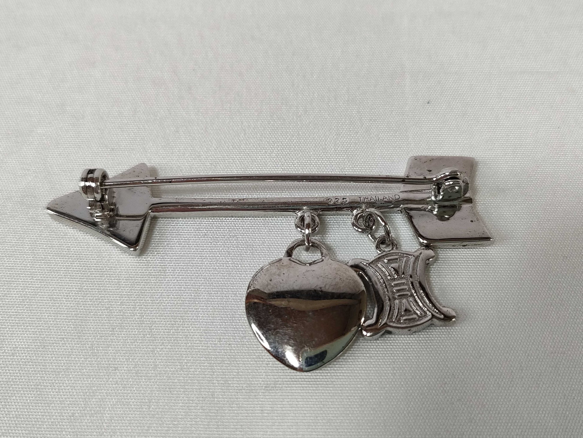 CELINE Macadam Arrow Heart Brooch, SV925, 10.9g