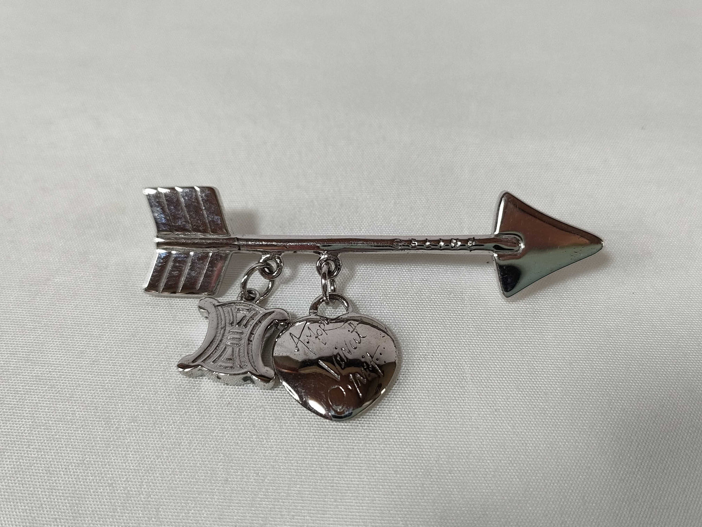 CELINE Macadam Arrow Heart Brooch, SV925, 10.9g