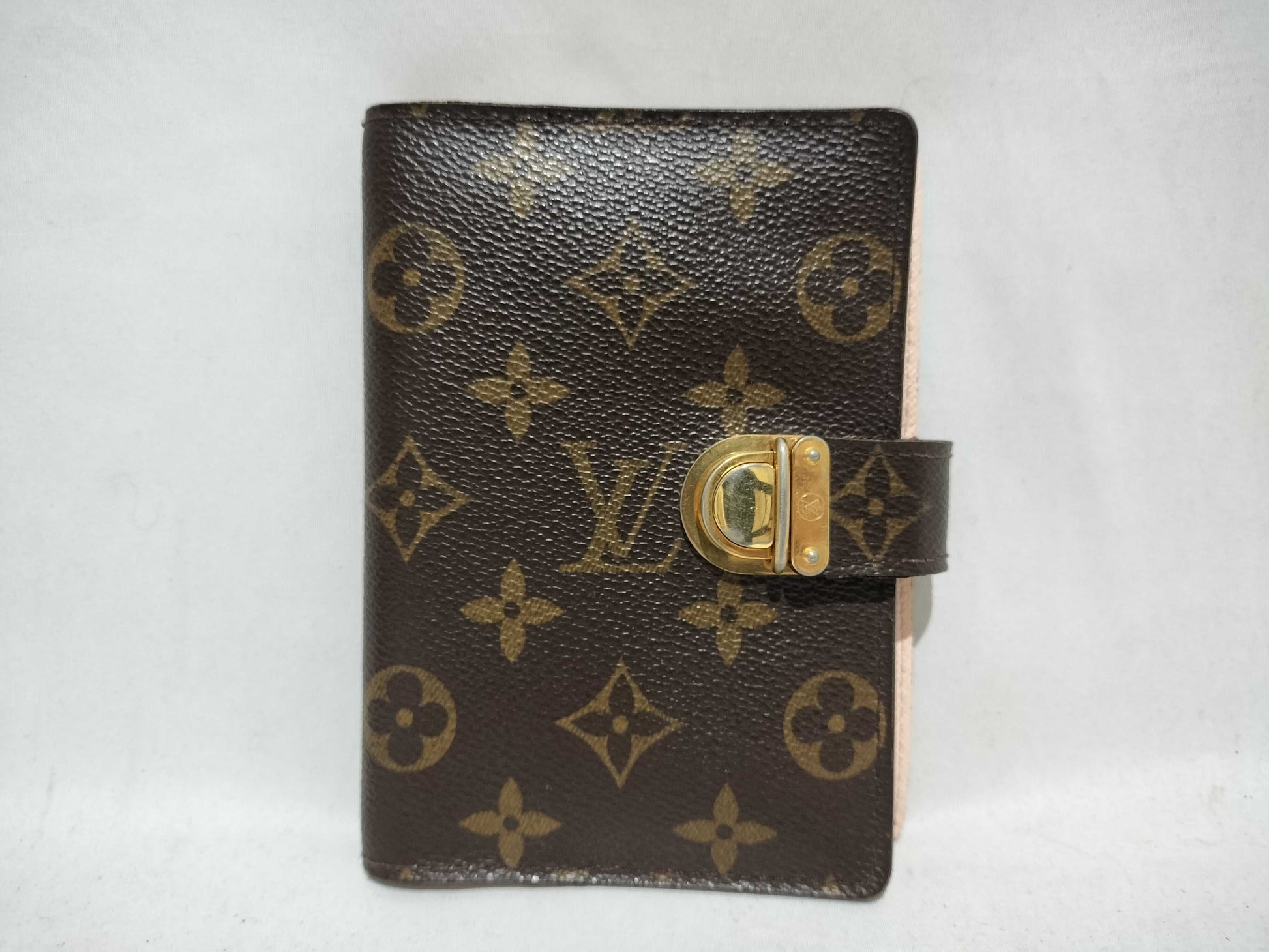 LOUIS VUITTON Monogram Agenda Koala Personalized Planner Cover
