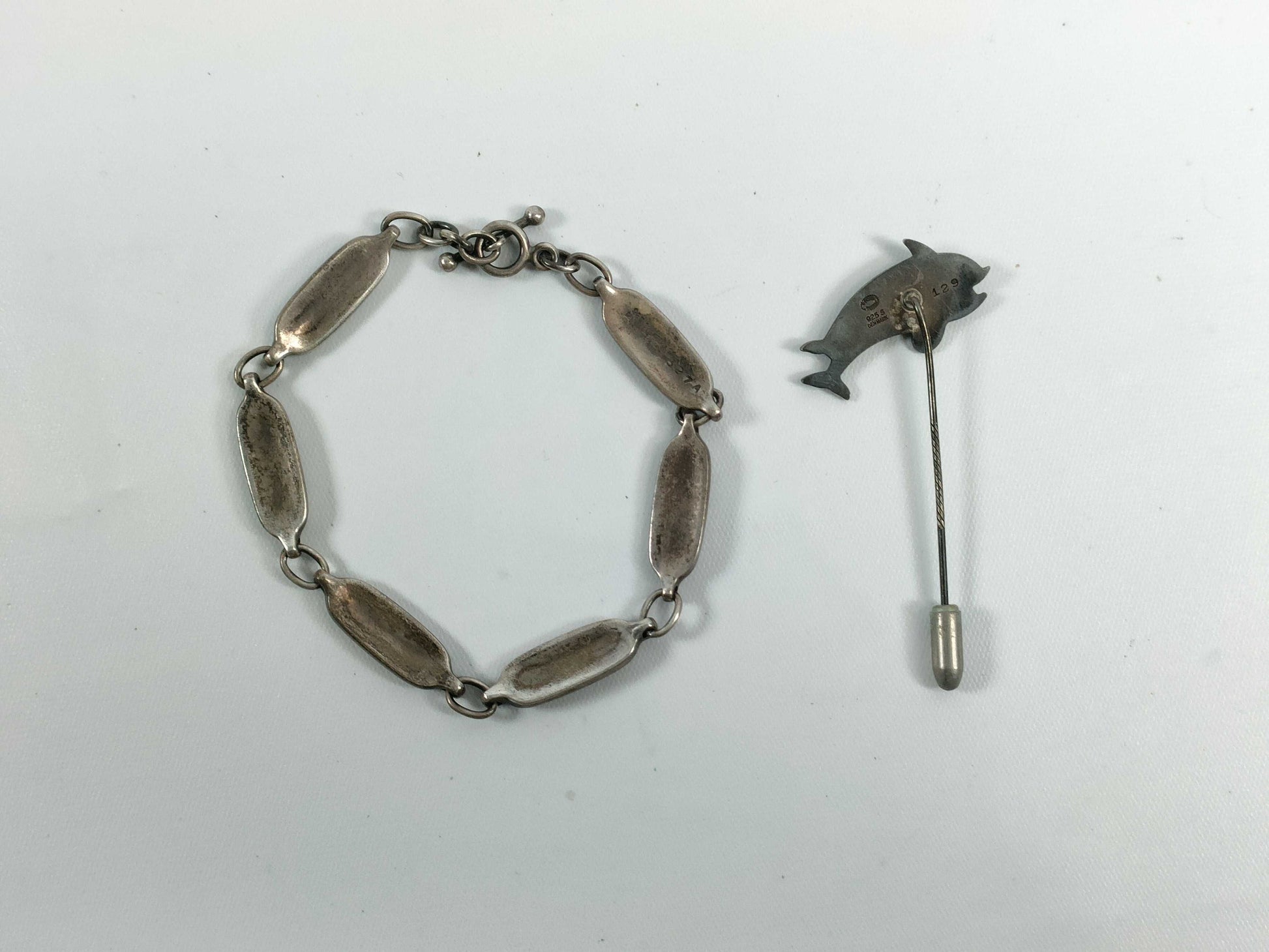 Georg Jensen brooch, bracelet, and two other items, 19.3g. Accessories Collection. Accessories Collection.