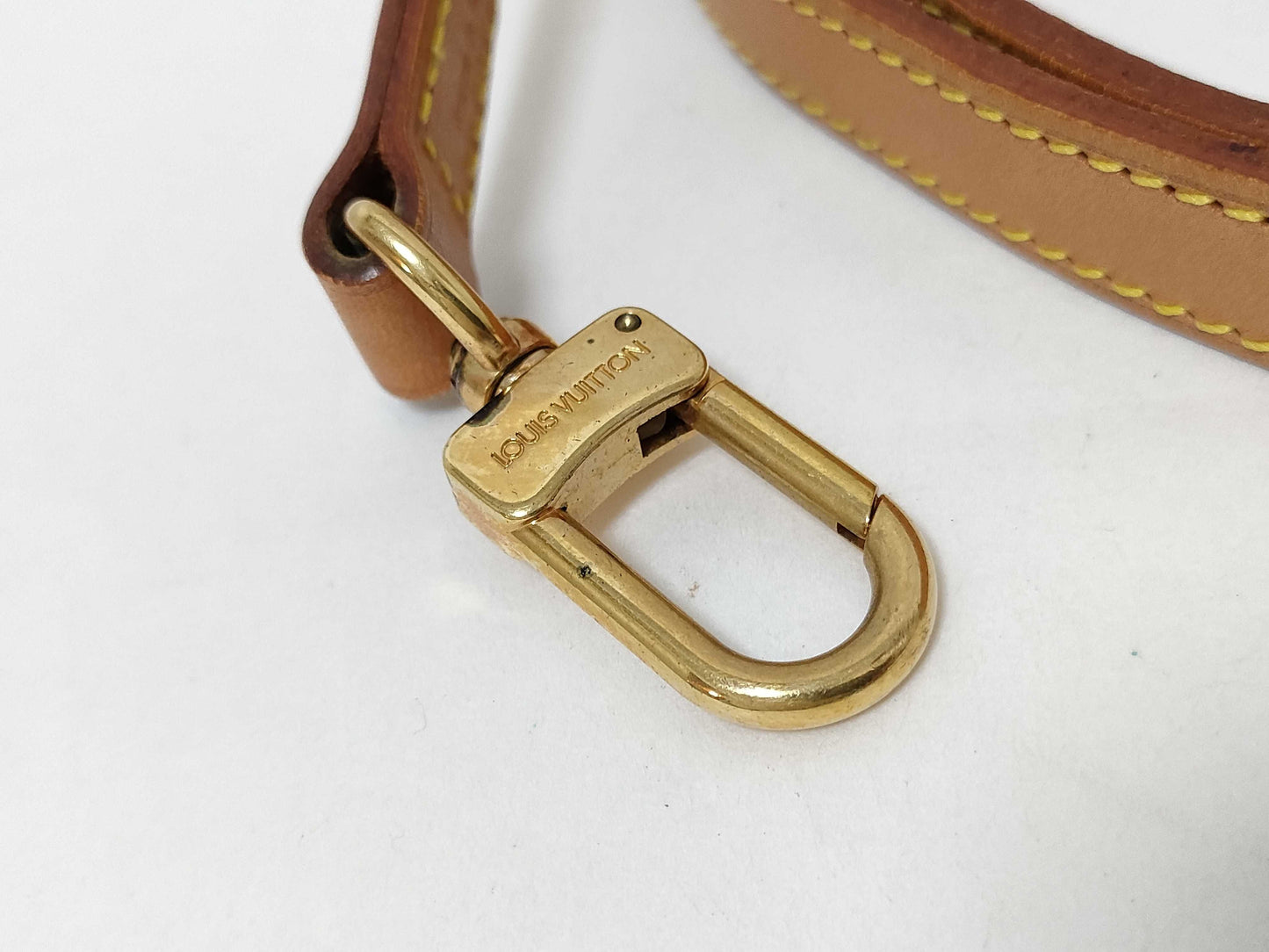 LOUIS VUITTON Natural Leather Shoulder Strap