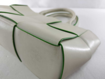 BOTTEGA VENETA Intrecciato Handbag *Pen marks on the inside Tote Bag