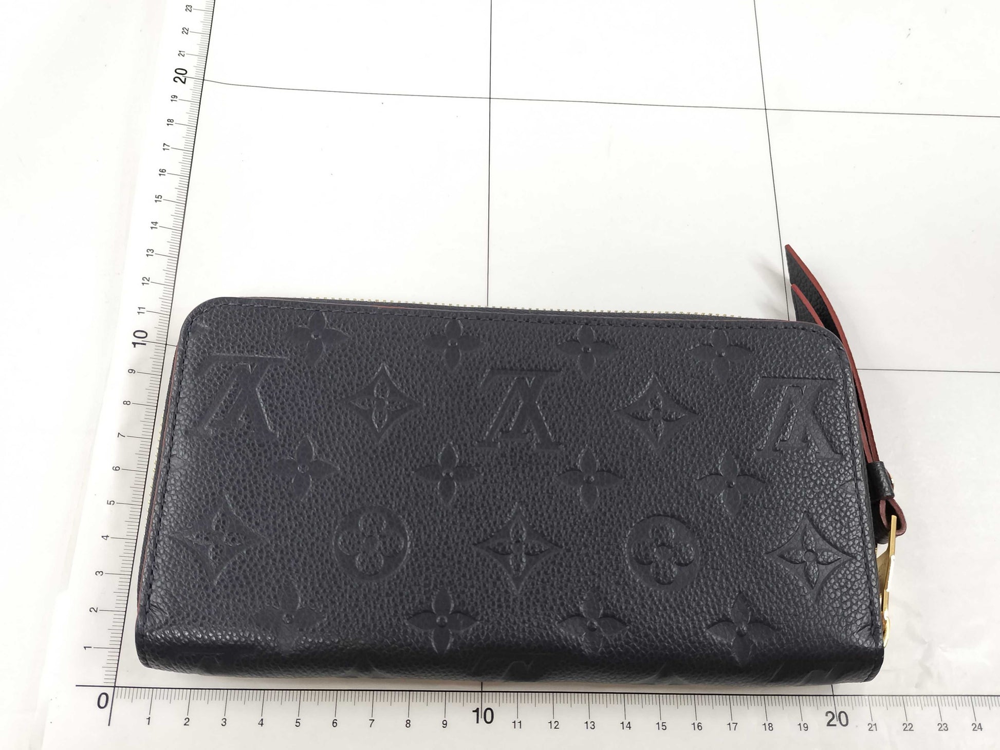 LOUIS VUITTON Monogram Empreinte M62121 Empreinte Marine Rouge Zippy Wallet