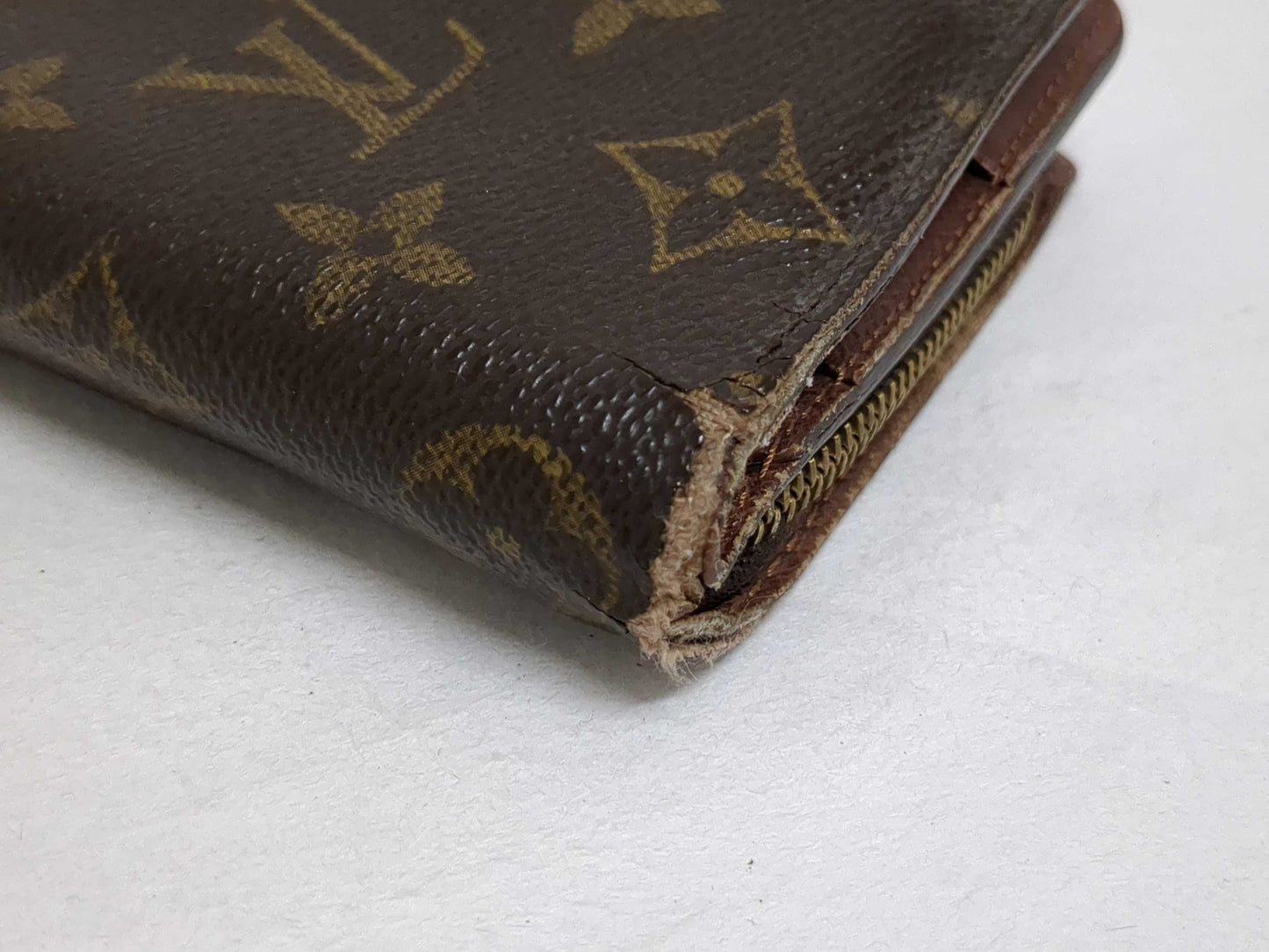 LOUIS VUITTON Monogram M61675 Portefeuille Marco/Compact Zip Wallet