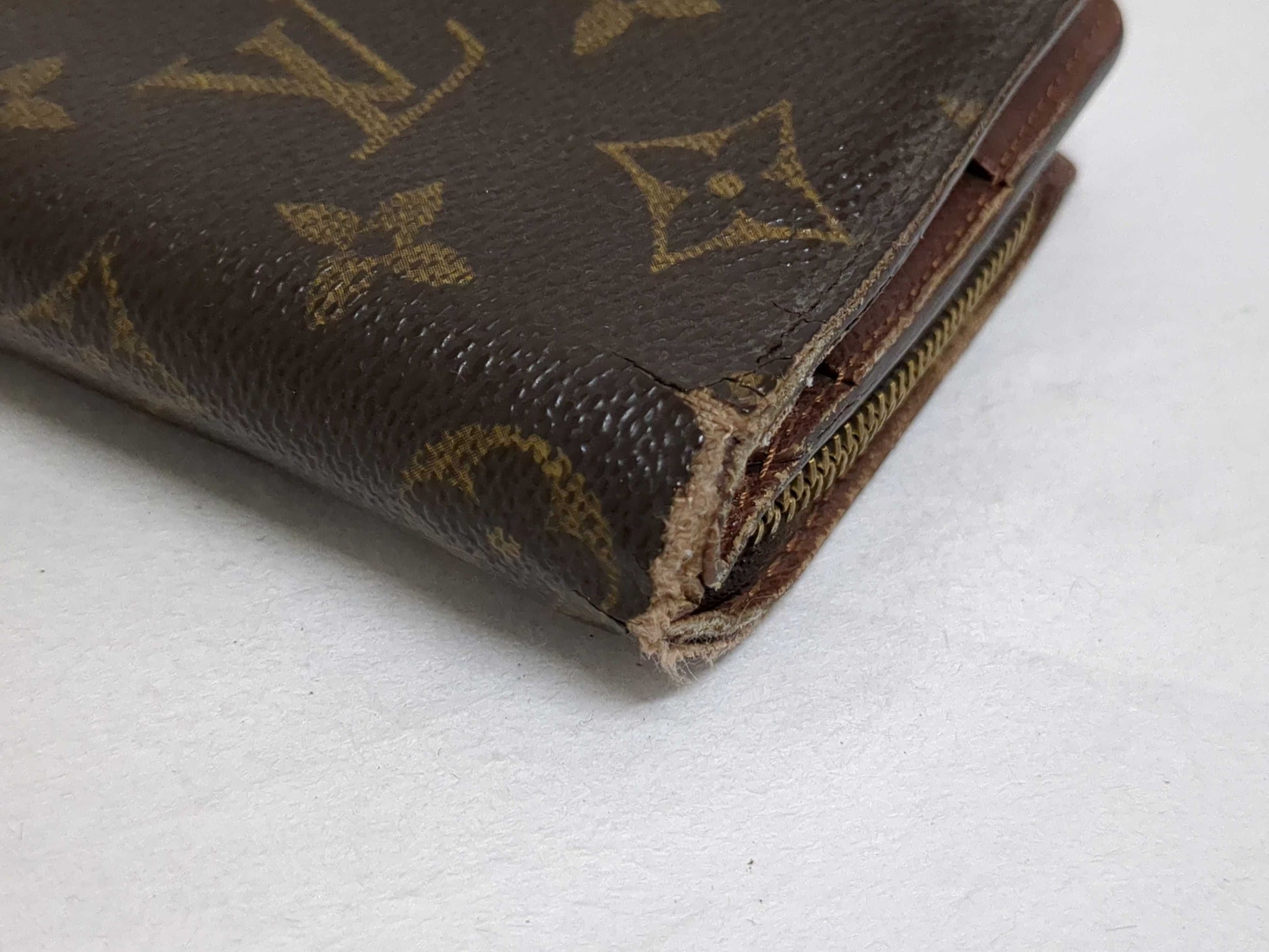 LOUIS VUITTON Monogram M61675 Portefeuille Marco/Compact Zip Wallet