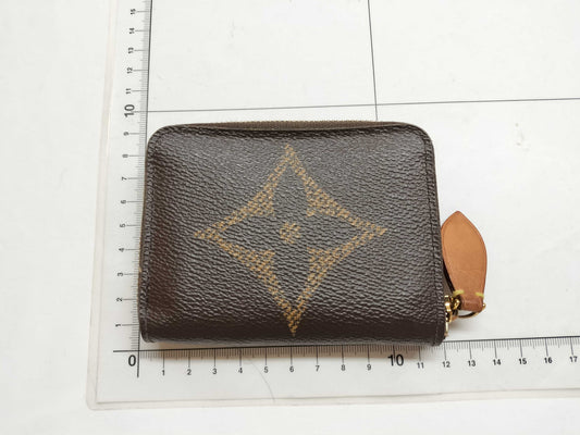 LOUIS VUITTON Monogram M69354 Zippy Coin Verse Coin Case