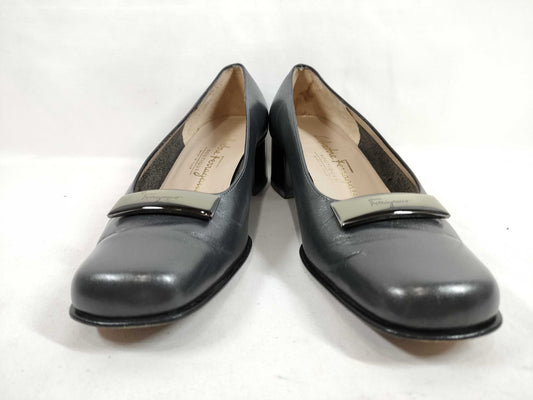 Salvatore Ferragamo Ferragamo logo pumps
