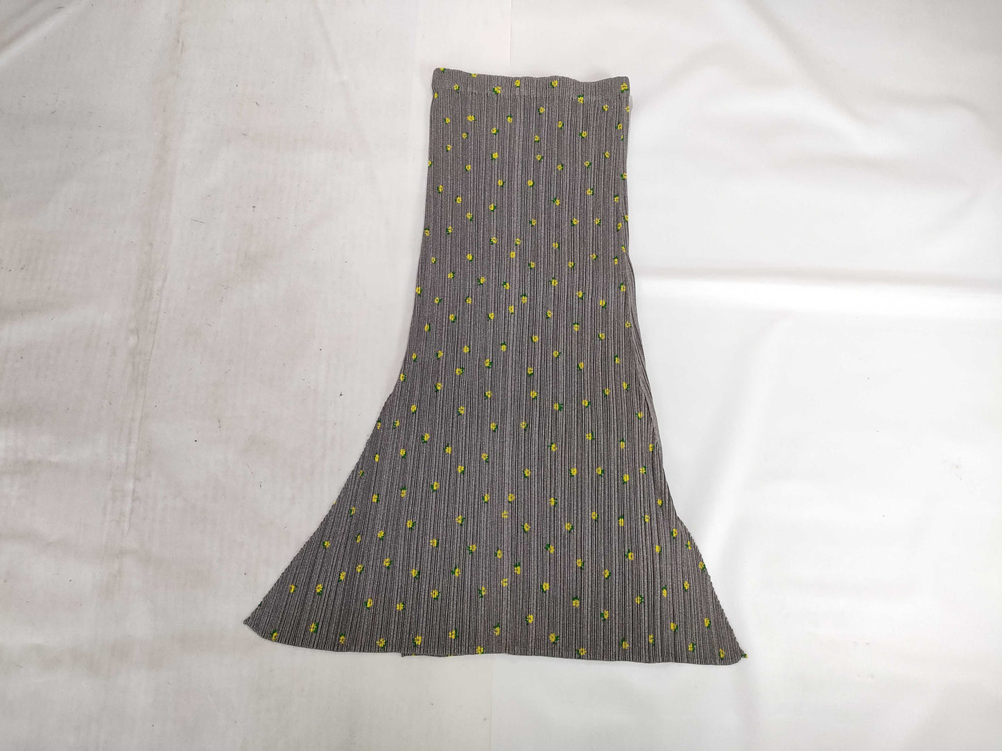 ISSEY MIYAKE Pleats Please Slit Skirt GY/YE Floral Print Skirt