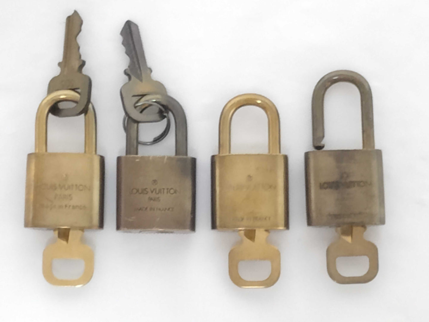 LOUIS VUITTON Cadena 4-piece set Other accessories