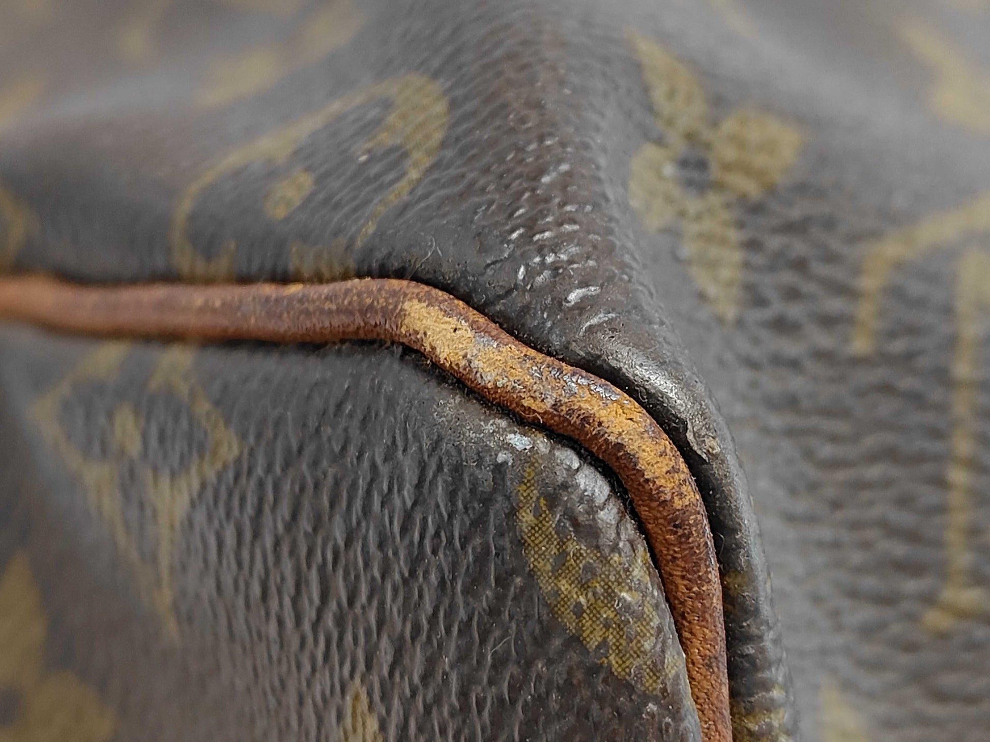 LOUIS VUITTON Monogram Keepall 55 Old Style Boston Bag