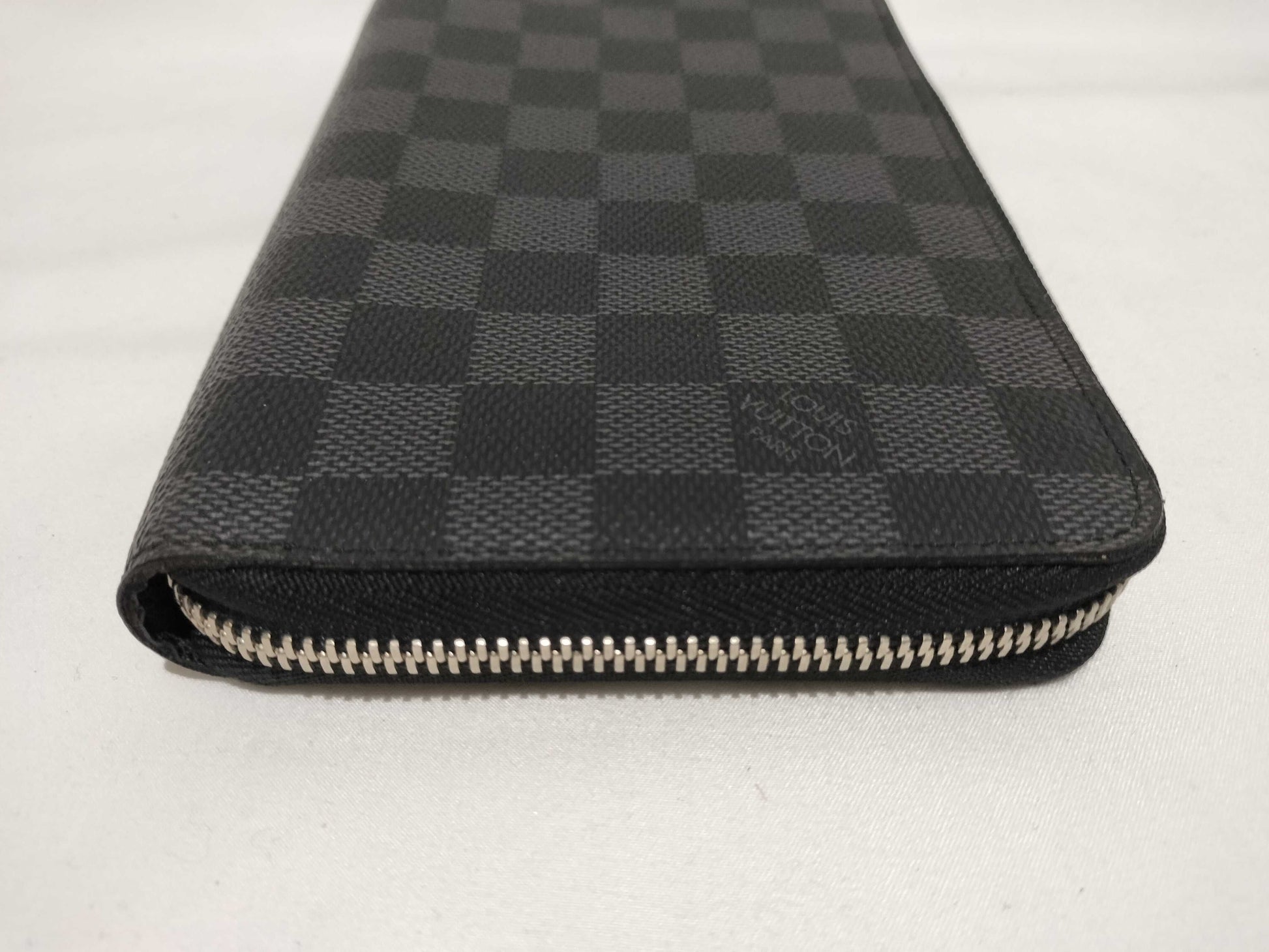 LOUIS VUITTON Damier Graphite Zippy Organizer N63077 Wallet