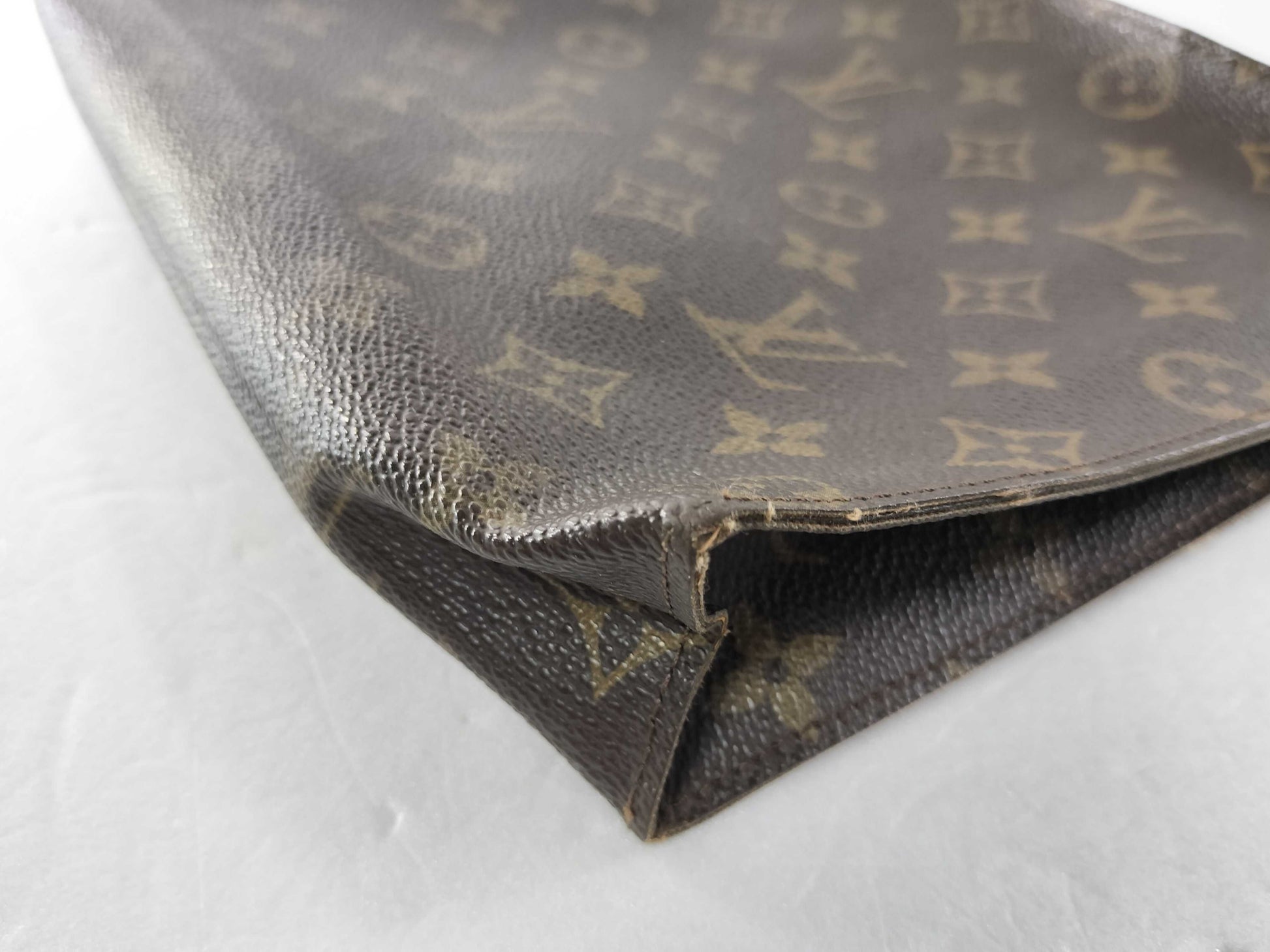 LOUIS VUITTON Monogram Pochette Toilette Second Bag