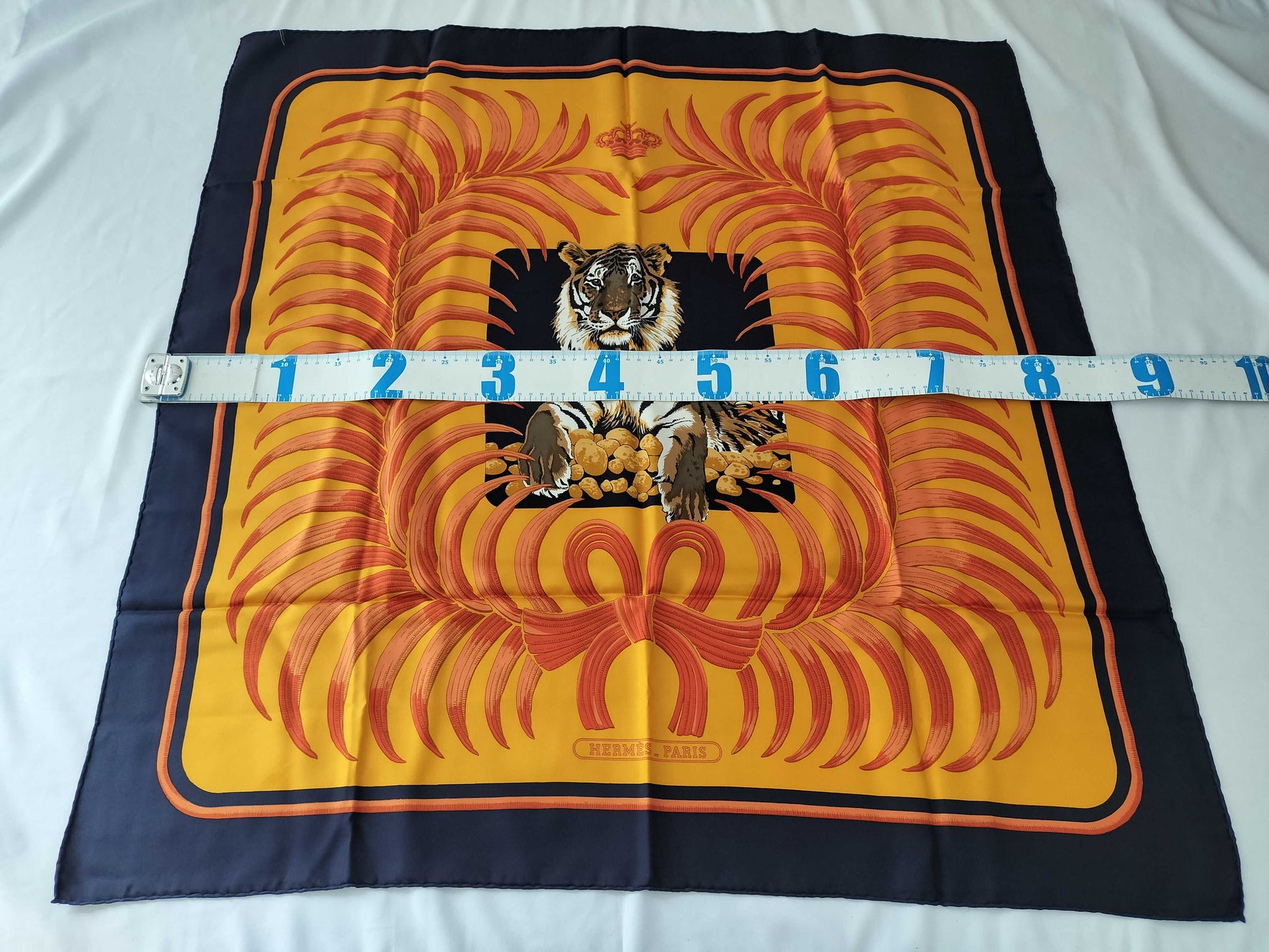 HERMES King of Tiger Scarf
