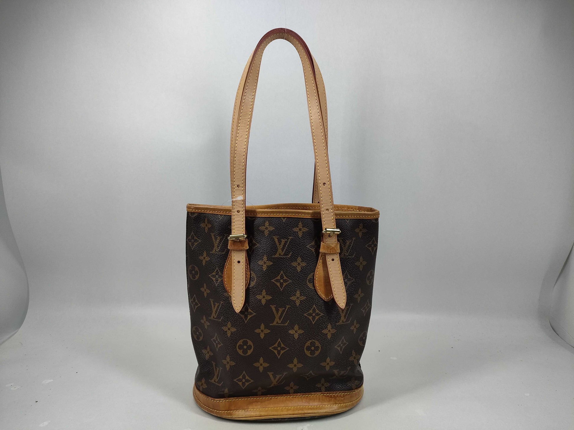 LOUIS VUITTON Monogram Bucket PM Tote Bag