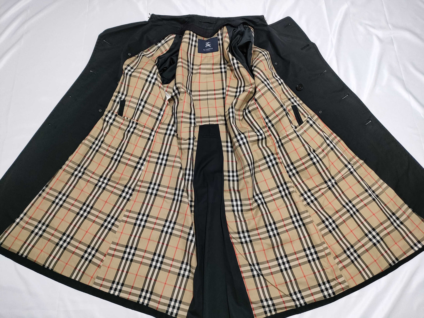 BURBERRY Coat with Inner Check
