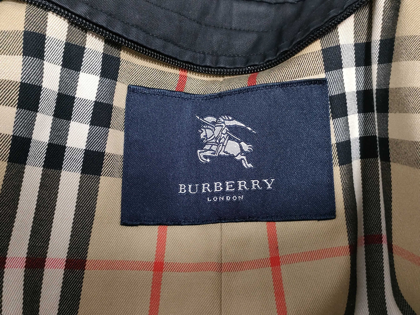 BURBERRY Coat with Inner Check