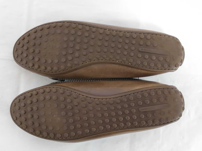 LOUIS VUITTON leather pumps