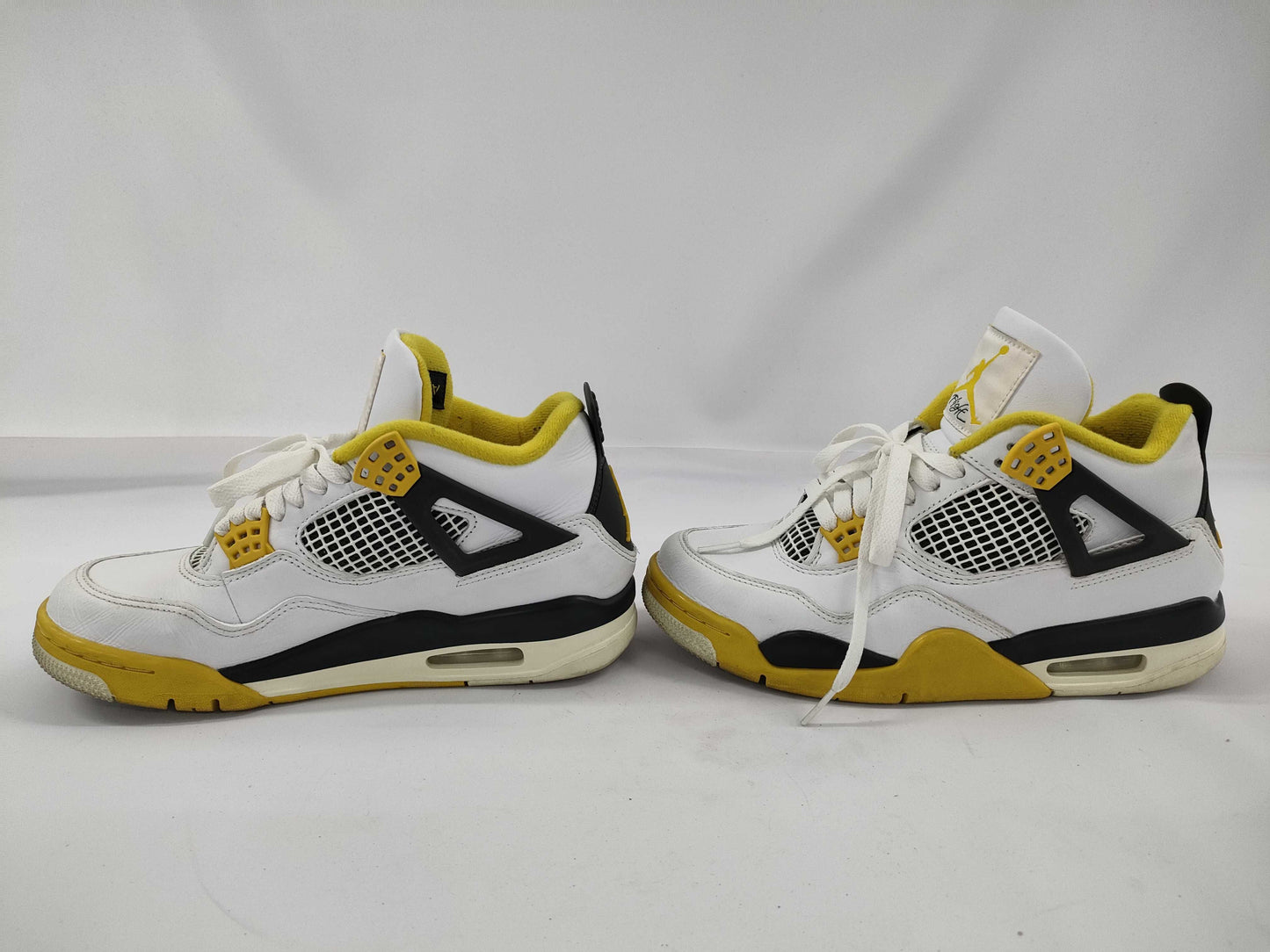 NIKE Jordan AQ9129-101 Sneakers