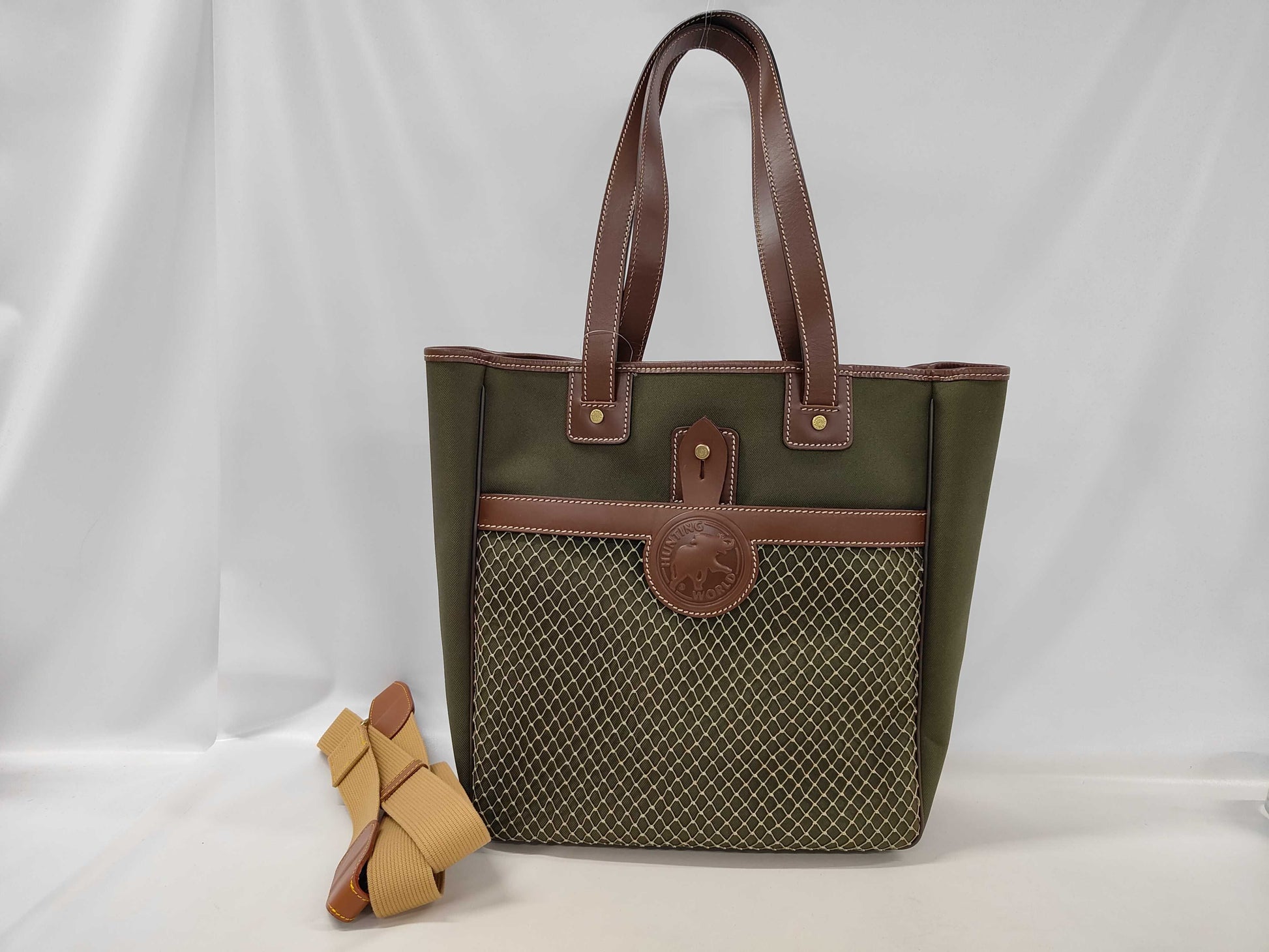 HUNTING WORLD Canvas Tote Bag