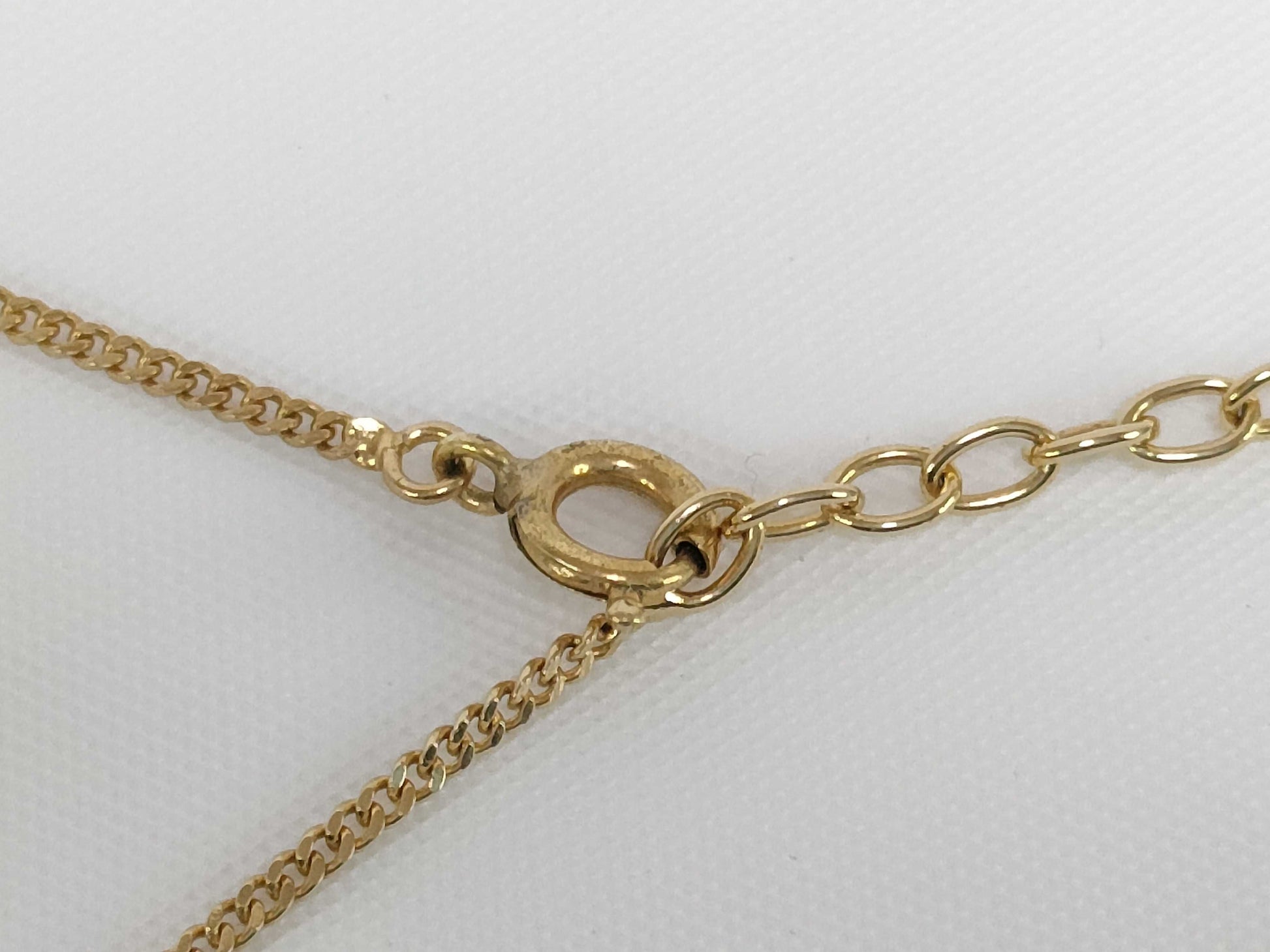 Dior logo plate gold color necklace