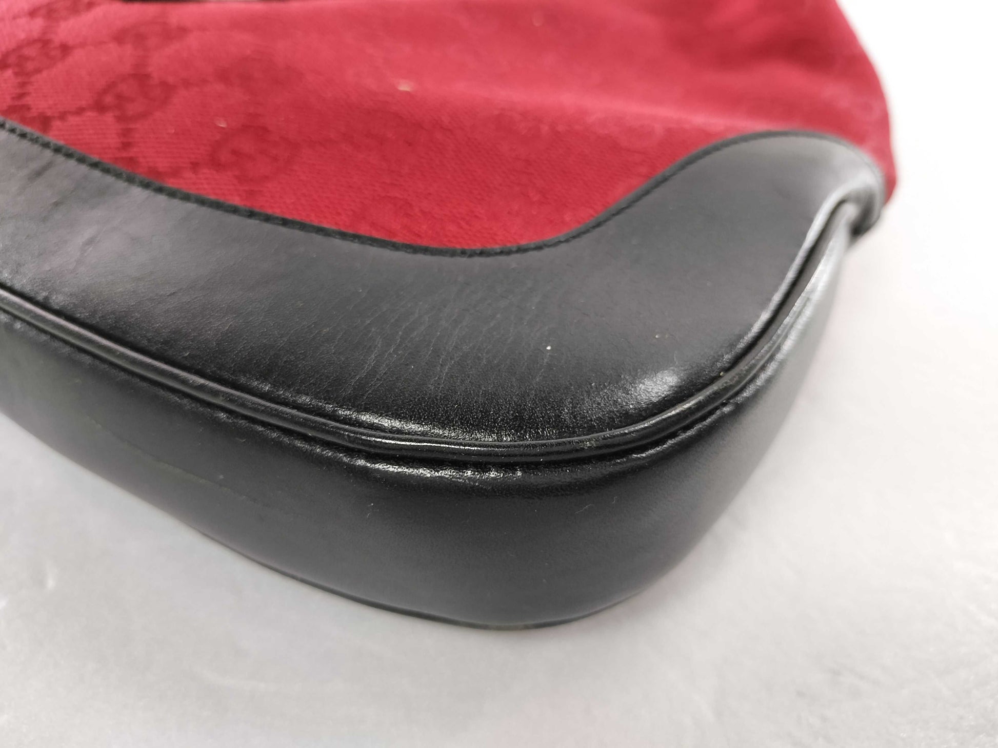 GUCCI GG Canvas Jackie GG Canvas 001 3306 Red Shoulder Bag