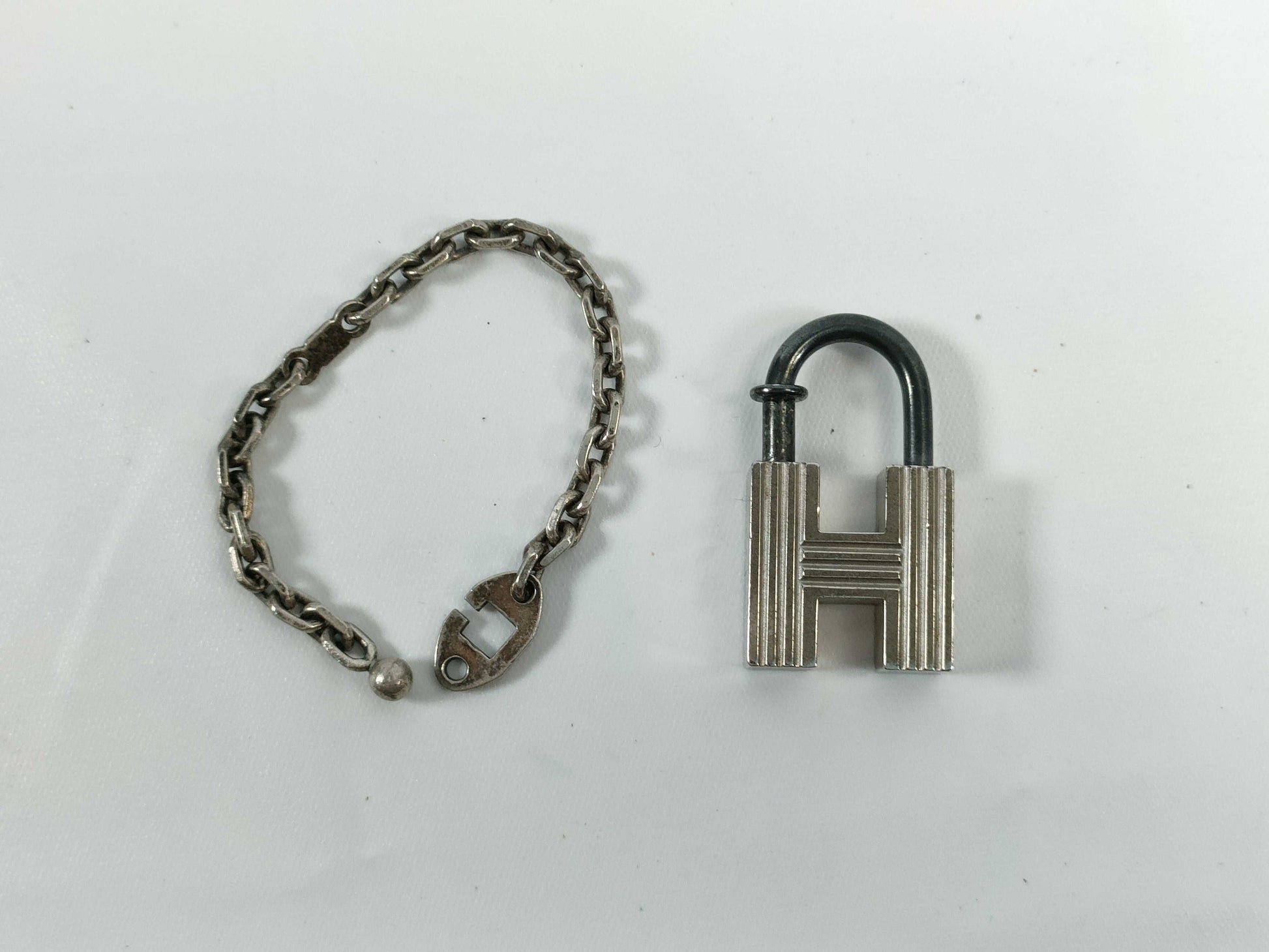 HERMES Cadena Key Case/Key Holder